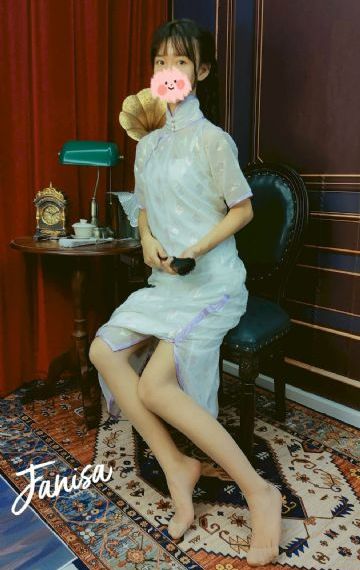 欧美情趣连体内衣图片_超清动漫在线观看