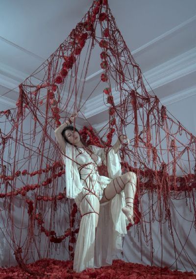 欧美金发美人被黑巨大_蓝光影视在线观看