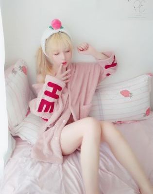 欧美轻奢床_1080在线视频播放